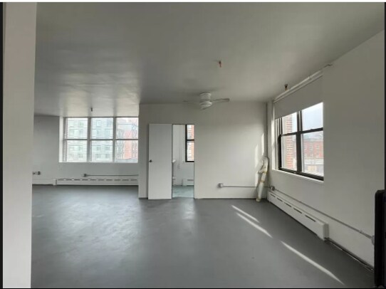 Building Photo - 81 Quay St