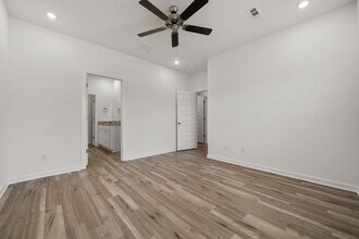 Interior Photo - Flyway Meadows