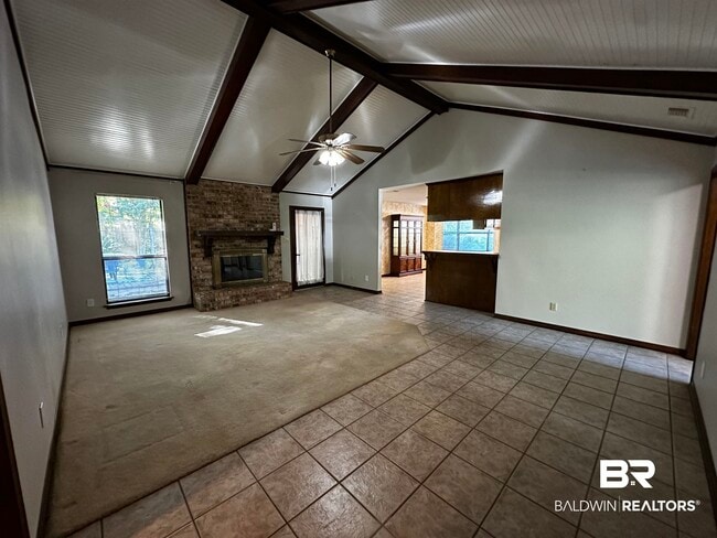 Building Photo - 106 Lively Cir