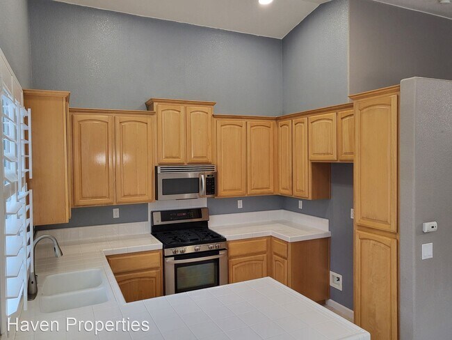 Foto del edificio - 4 br, 2 bath House - 2136 Horseshoe Glen C...