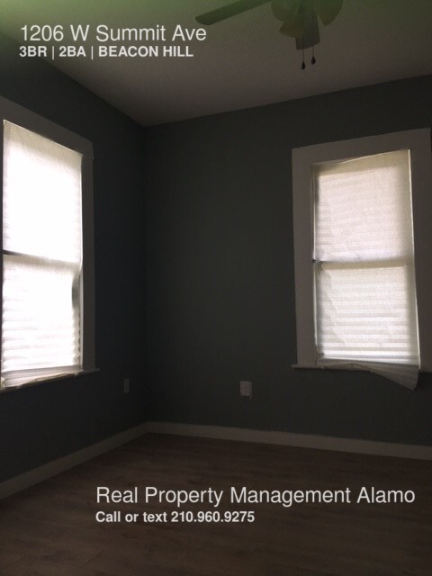 Foto del edificio - 1206 W Summit Ave