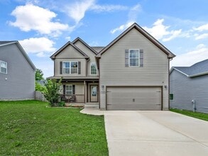 Building Photo - 543 Woodtrace Dr