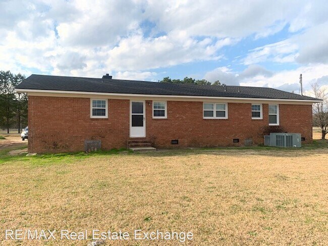 Building Photo - 3 br, 2 bath House - 1098 Prospect Road