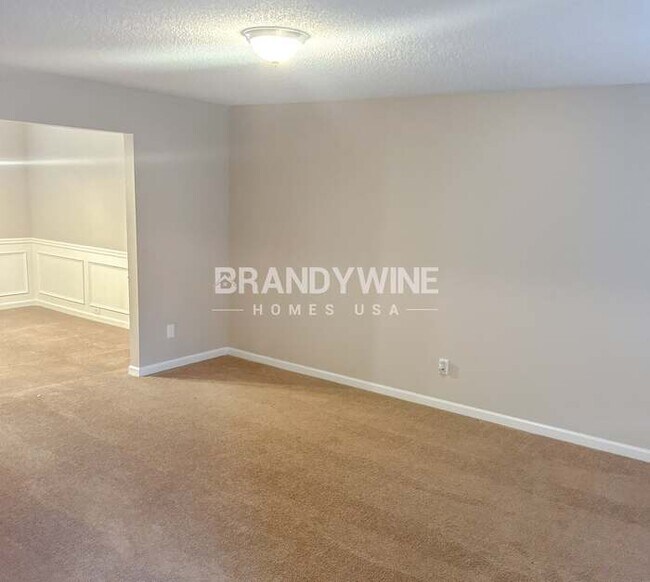 Building Photo - 6522 Dekeon Dr