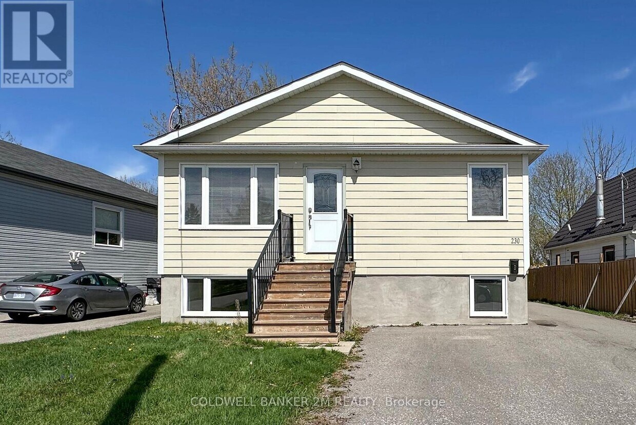 Primary Photo - 230-230 Annis St