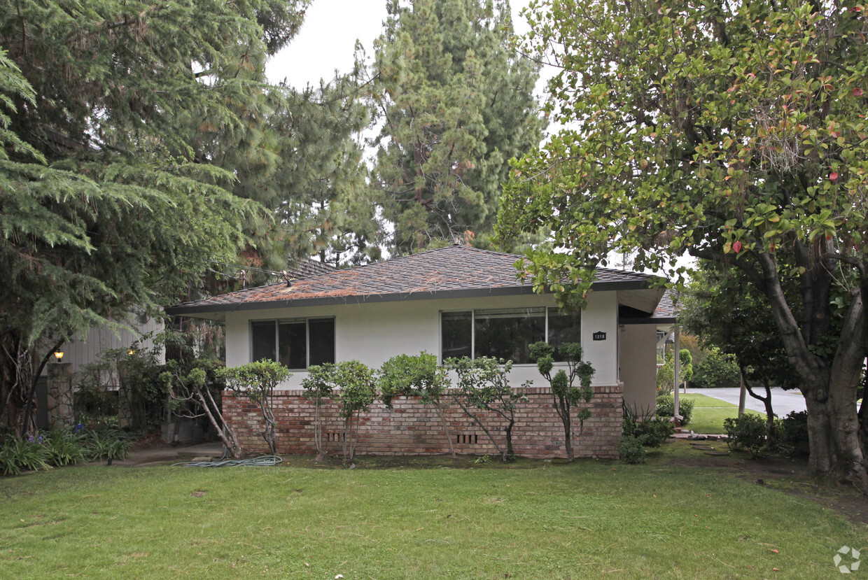 Foto del edificio - 1308-1316 Hoover St