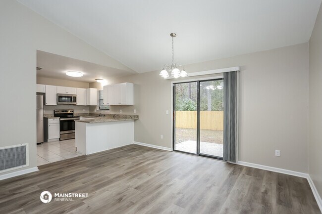 Building Photo - 1541 Kingfisher Ln N