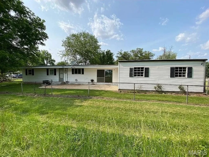 Building Photo - 300 Sauget Ave