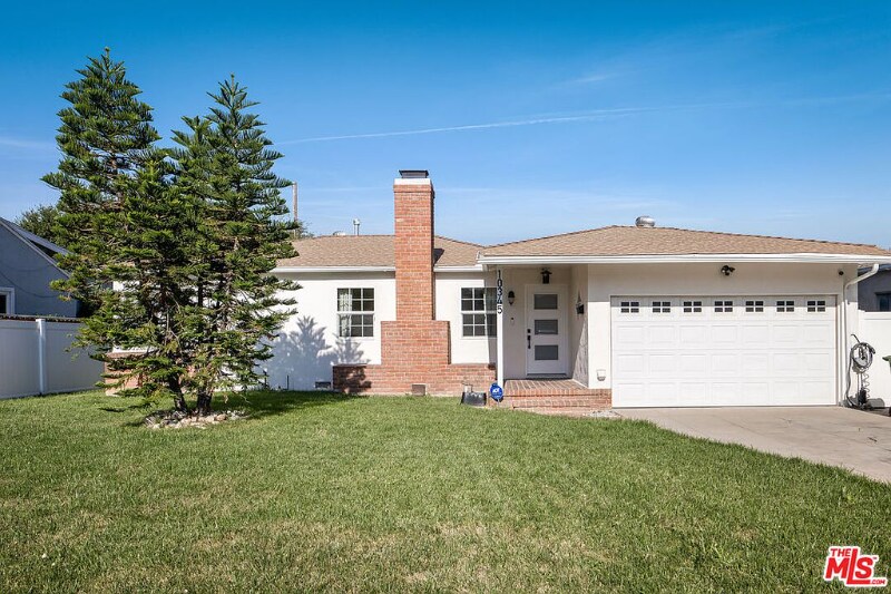 Primary Photo - 10345 Parr Ave