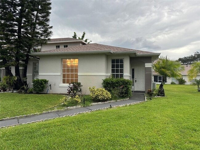 Foto del edificio - 14572 Laguna Beach Cir