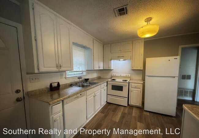 Foto del edificio - 4 br, 2 bath House - 2612 Norwich Drive