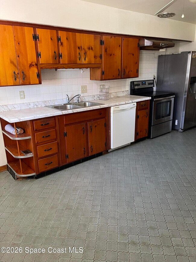 Foto del edificio - 1601 Virginia Dr