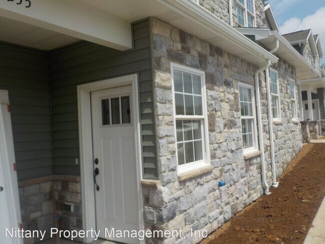 Building Photo - 3 br, 3.5 bath House - 255 Easterly Parkway