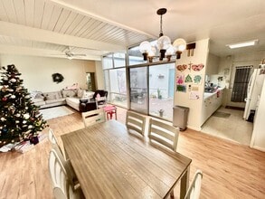 Building Photo - 1219 Ala Aolani St