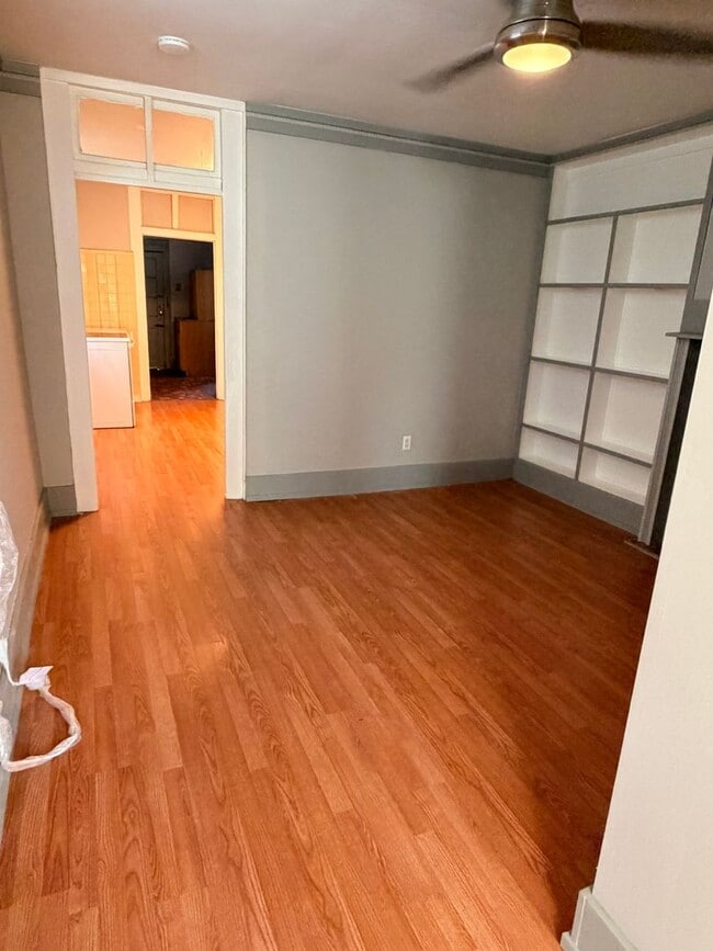 Photo - 2831-2831 Orleans Ave Apartment