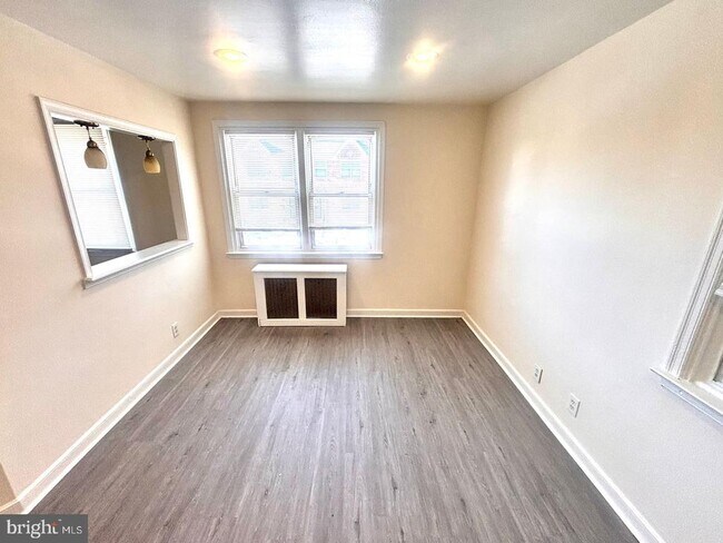 Foto del edificio - 1622 Murdoch Rd