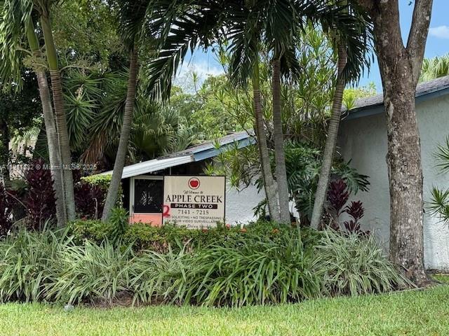 Foto del edificio - 7173 W Sunrise Blvd