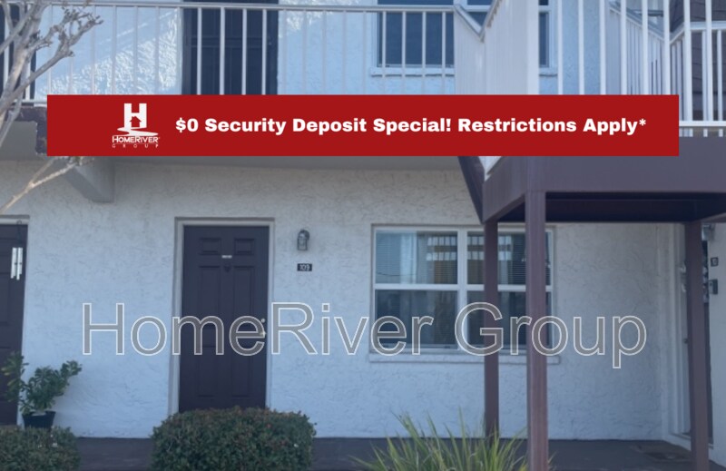 Foto principal - 9101 W Hillsborough Ave