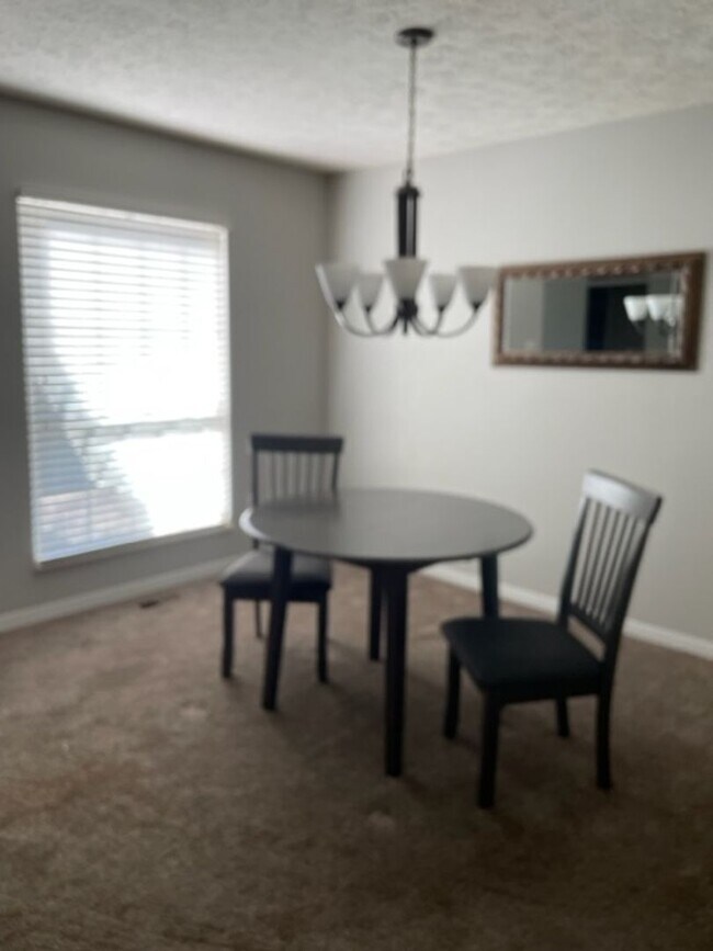 Foto del edificio - Sherwood Green Condo