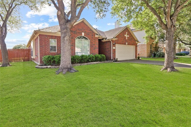 Building Photo - 10311 Sawyers Crossing Ln