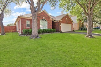 Building Photo - 10311 Sawyers Crossing Ln