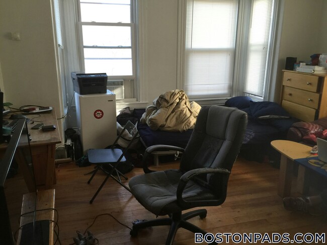 Foto del edificio - 35 Brookline St