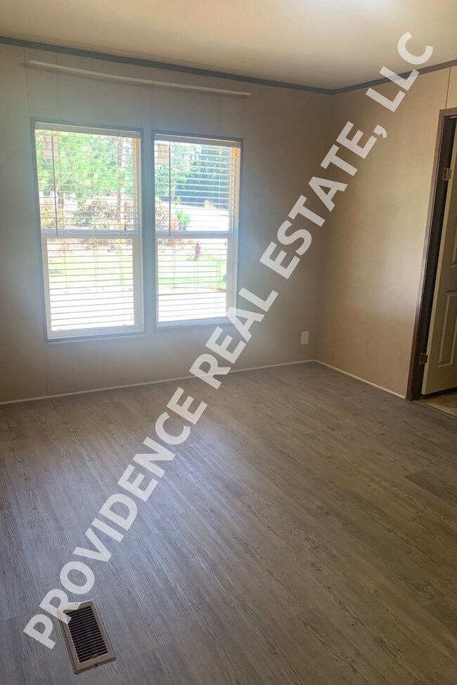 1626 McCullin Rd, Dubach, LA 71235