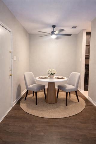 Foto del edificio - 5620 Live Oak St