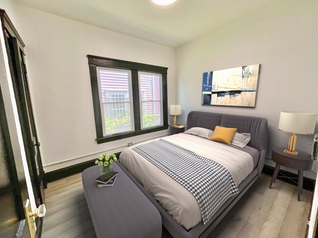 Building Photo - 1331 W 65th St