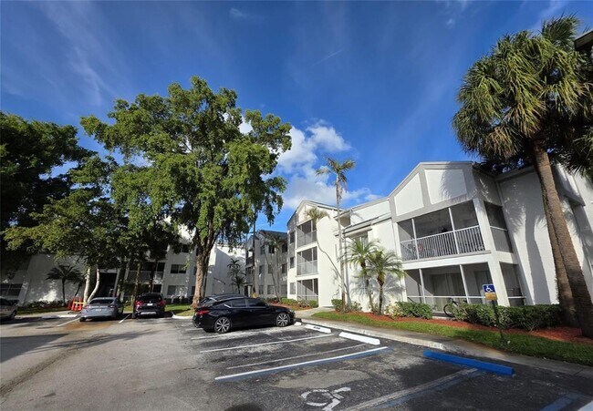 Foto del edificio - 5672 Rock Island Rd