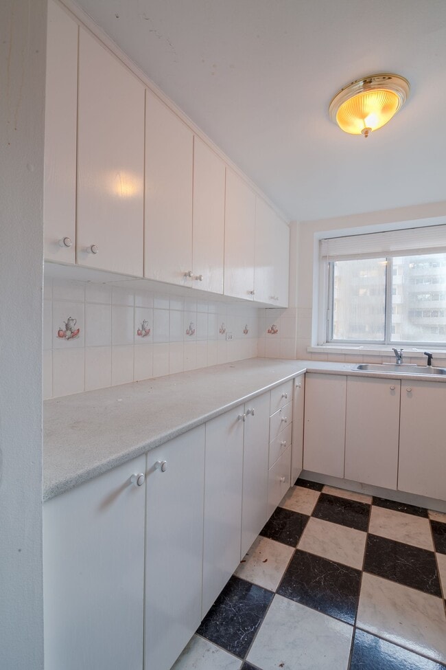 Building Photo - 3435 Rue Drummond