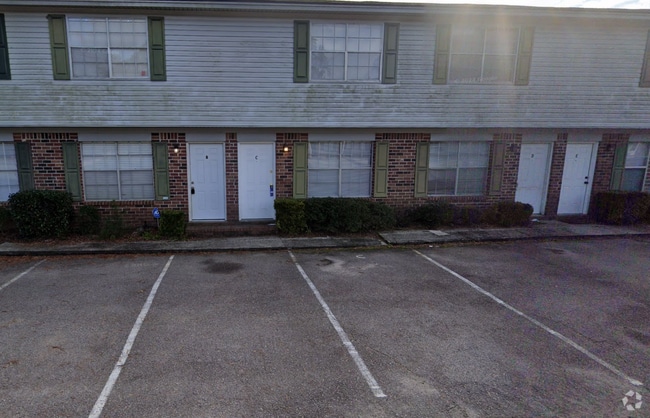 Building Photo - 519 Parkdale Dr