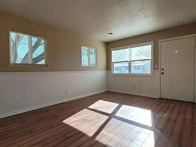 Foto del edificio - 8607 E Karen Ave