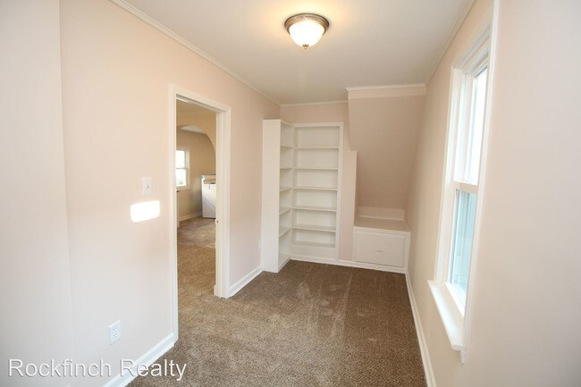 Foto del edificio - 864 N Park St SW
