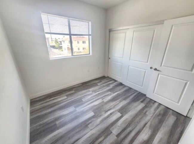 Building Photo - 6824 Ben Ave