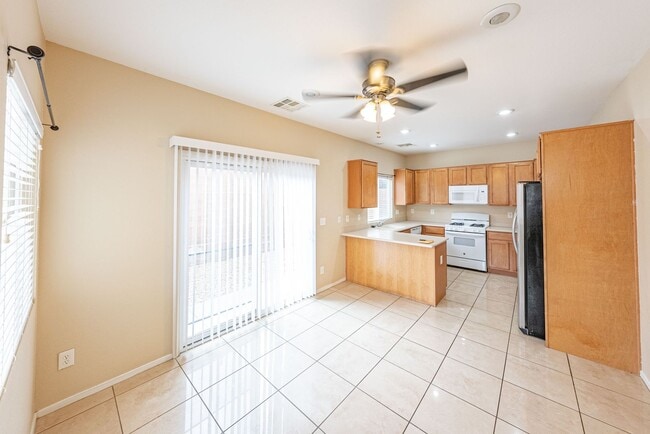 Building Photo - 10243 Midnight Glow Ct