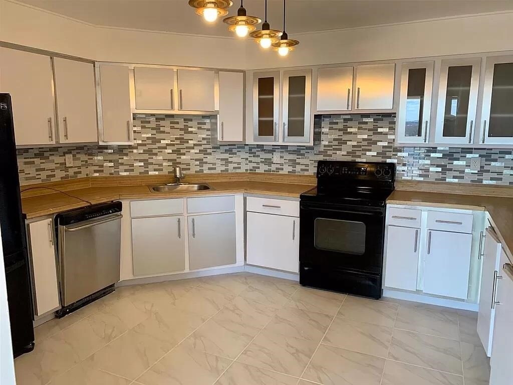 530 Harmon Cove Tower Unit 530, Secaucus, NJ 07094 Condo for Rent in