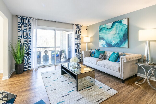 Interior Photo - The Lake House at Martins Landing