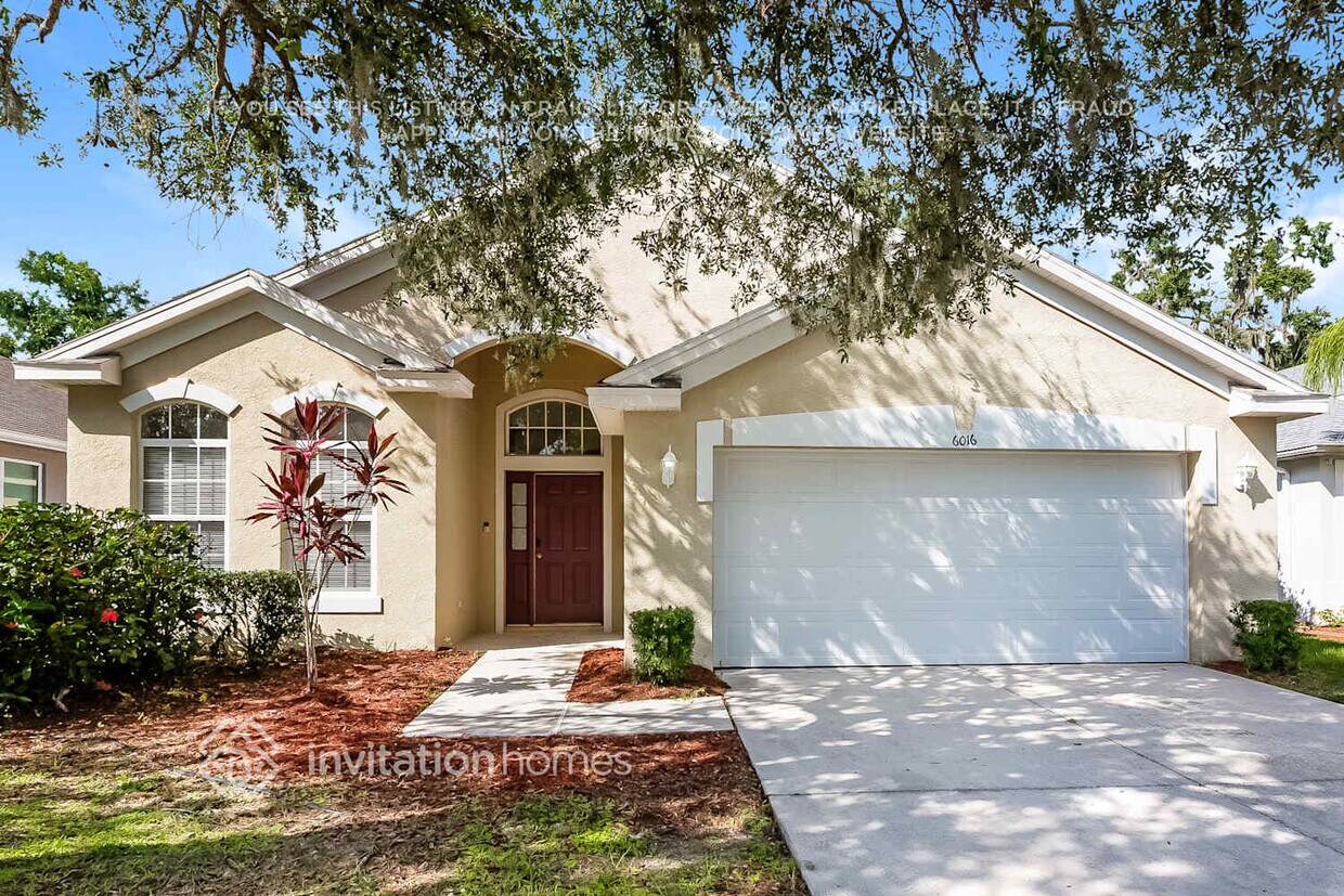 Foto principal - 6016 36th Ct E