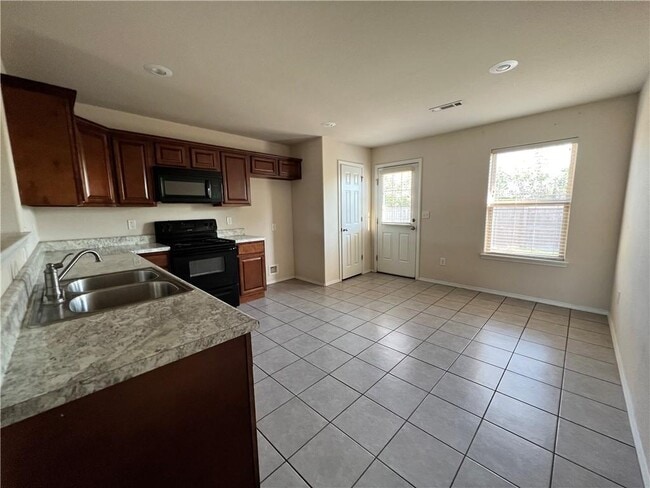 Foto del edificio - 105 E Southpointe Ave