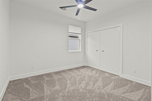 Building Photo - 8129 Hoffman St