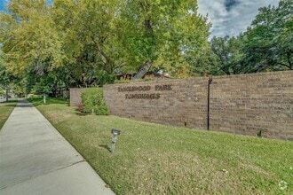 Building Photo - 3025 Hulen Ct