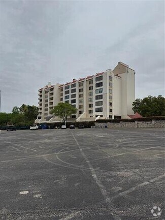 Building Photo - 2105 Reflection Bay Dr