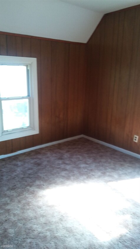 Foto del edificio - 4 br, 1.5 bath House - 405 N Midland St