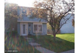 Building Photo - 207 Deervalley Dr