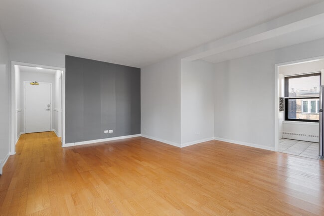 Foto del edificio - 5858 N Sheridan Rd