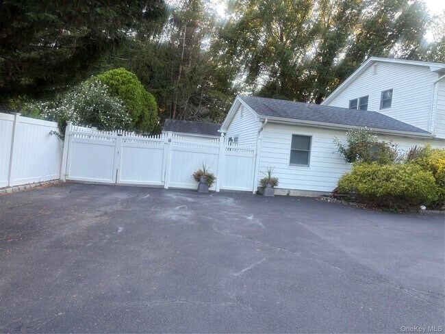 Foto del edificio - 34 Markwood Ln