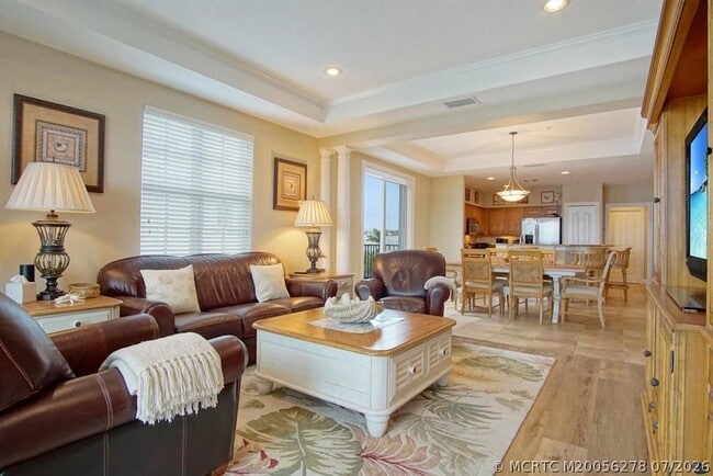Building Photo - 3736 NE Indian River Dr