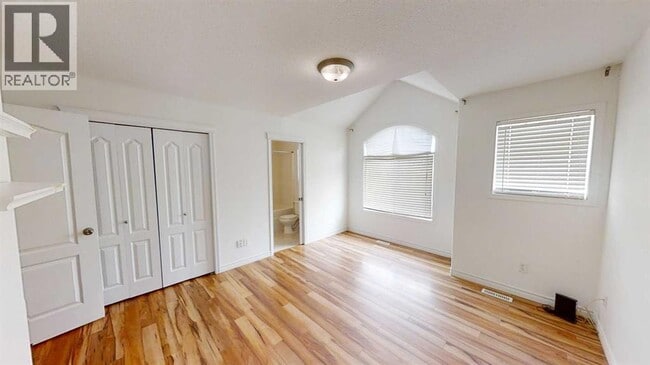 Building Photo - 232 Pinnacle Dr