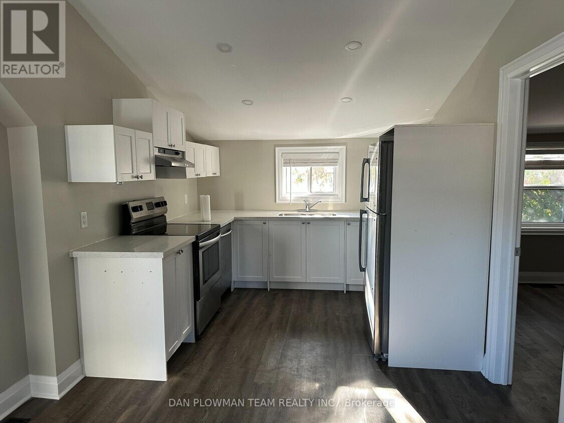 Photo principale - 460 Park Rd S
